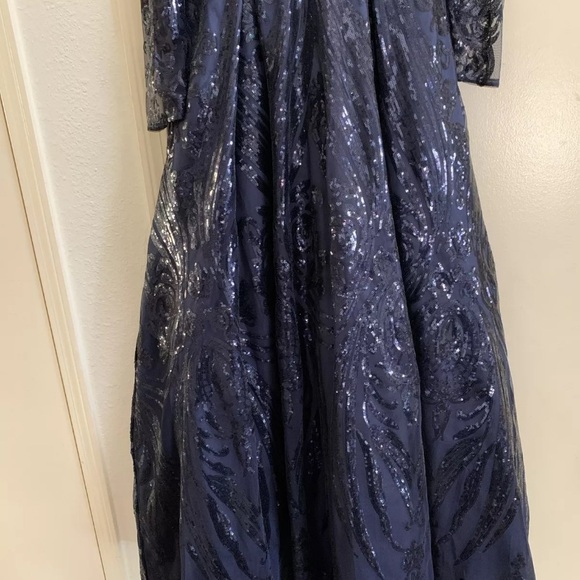Mac Duggal Blue Formal Gown Dress 4 Small Floor length WORN ONCE Mother of bride - Picture 16 of 16